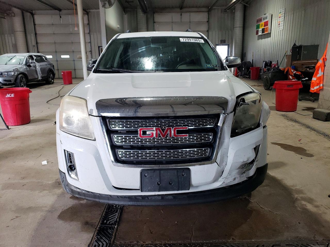 2012 GMC TERRAIN SLT photo 5