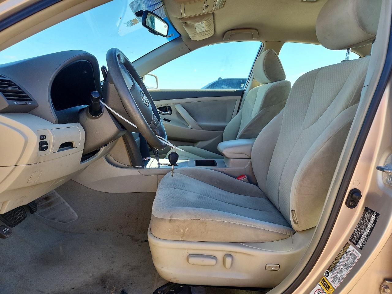 2007 TOYOTA CAMRY LE photo 19