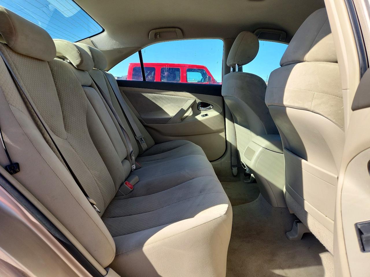 2007 TOYOTA CAMRY LE photo 28