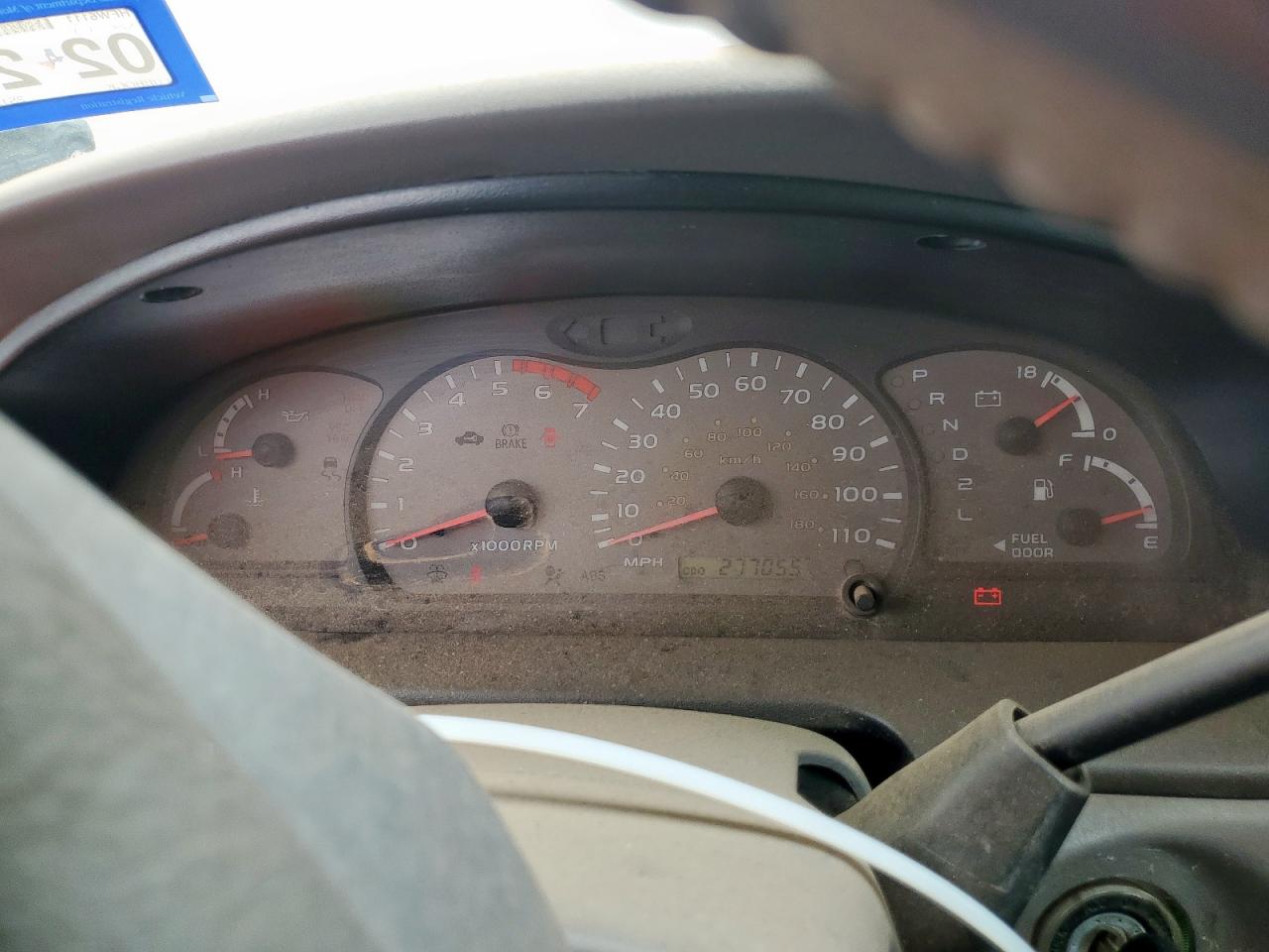 2002 TOYOTA SEQUOIA photo 17