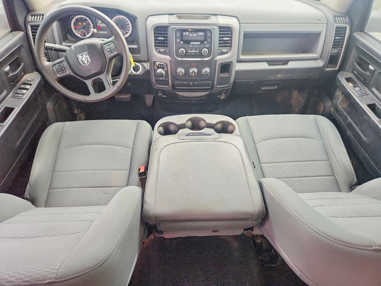 2019 RAM 1500 CLASSIC TRADESMAN photo 15