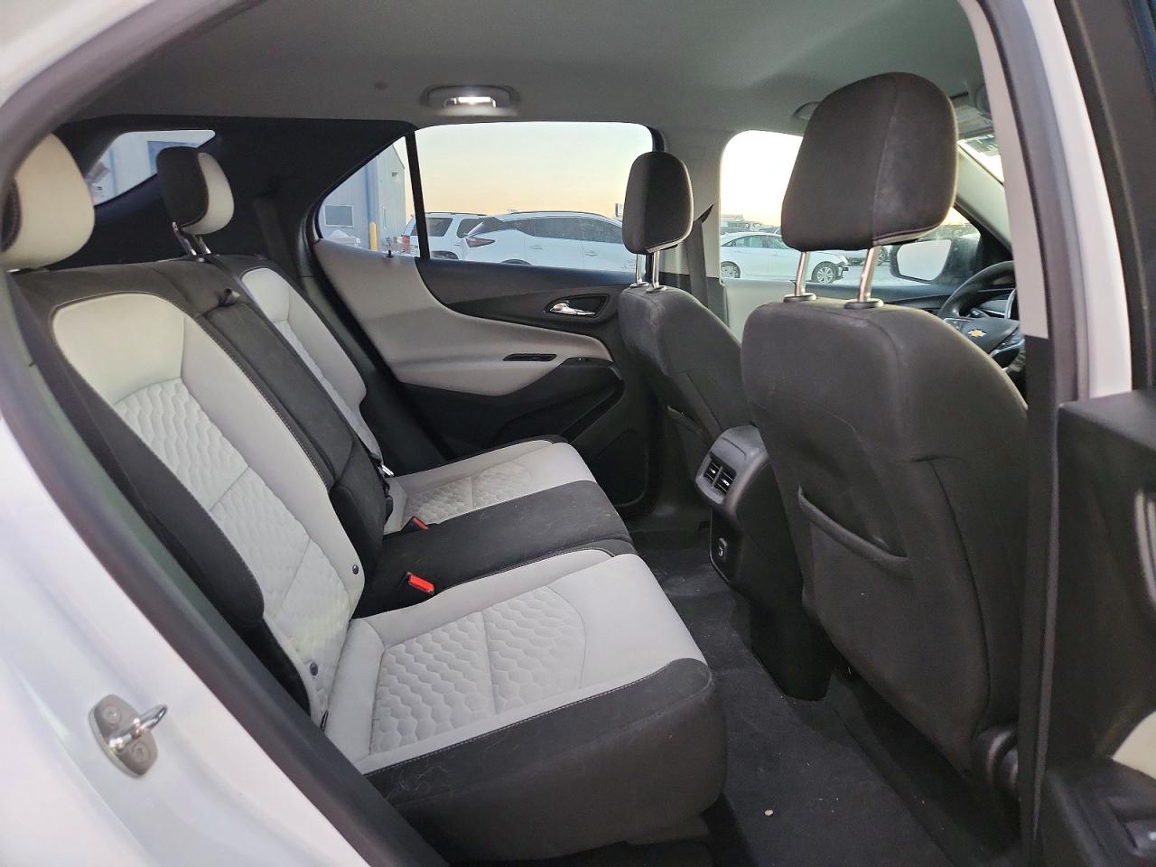 2019 CHEVROLET EQUINOX LS photo 21