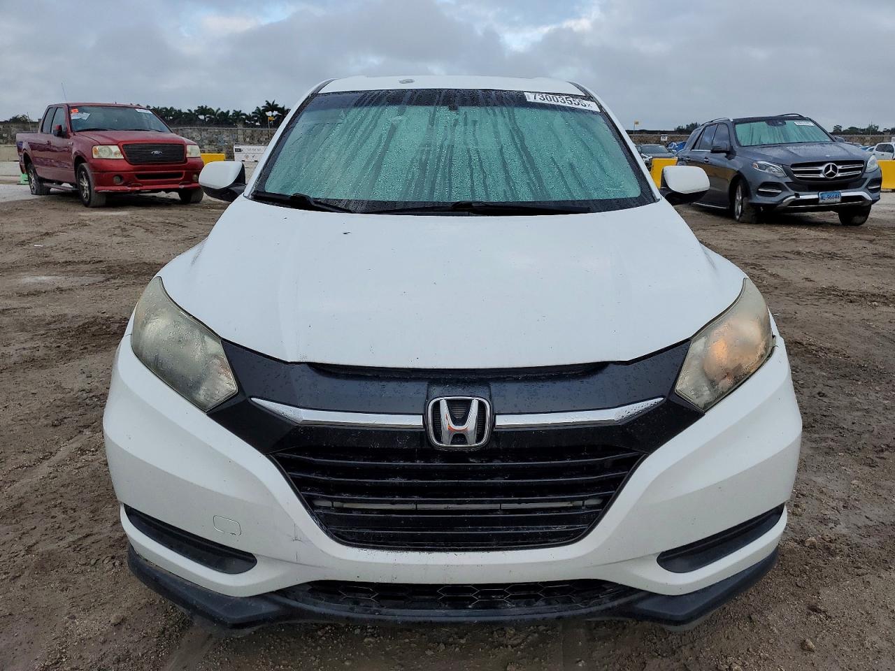 2016 HONDA HR-V LX photo 9