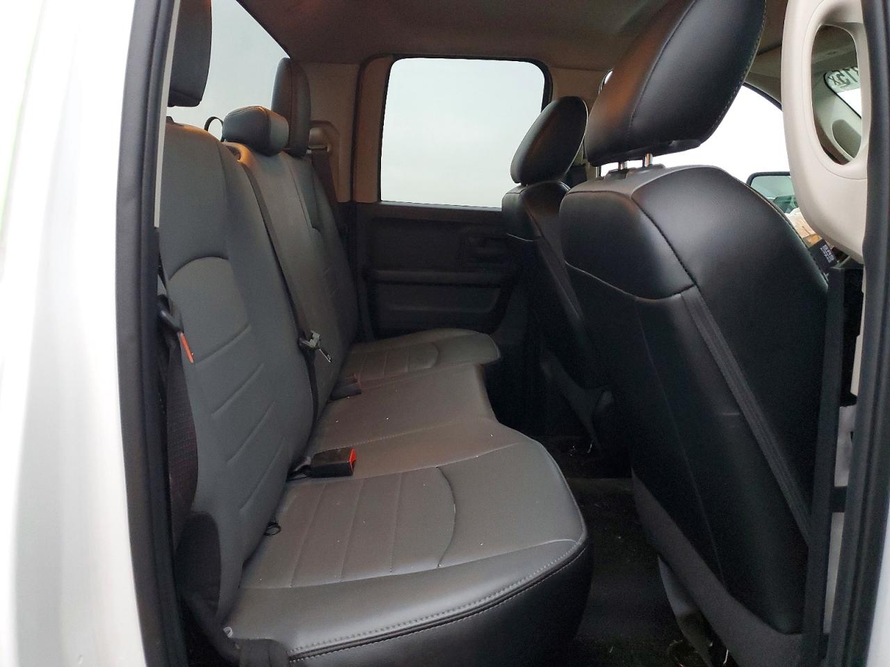 2023 RAM 1500 CLASSIC TRADESMAN photo 19