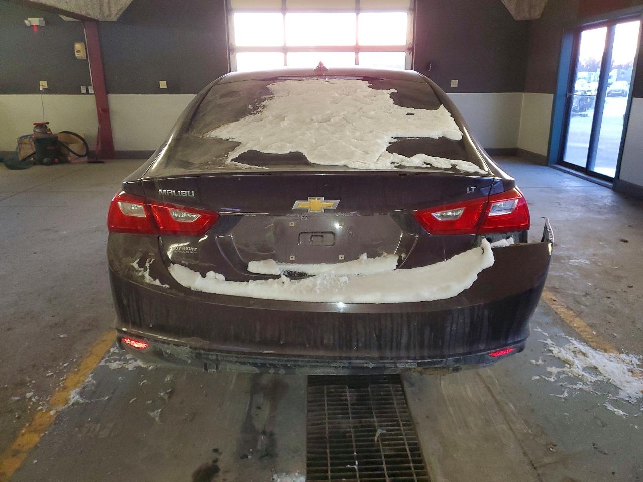 2016 CHEVROLET MALIBU LT photo 6