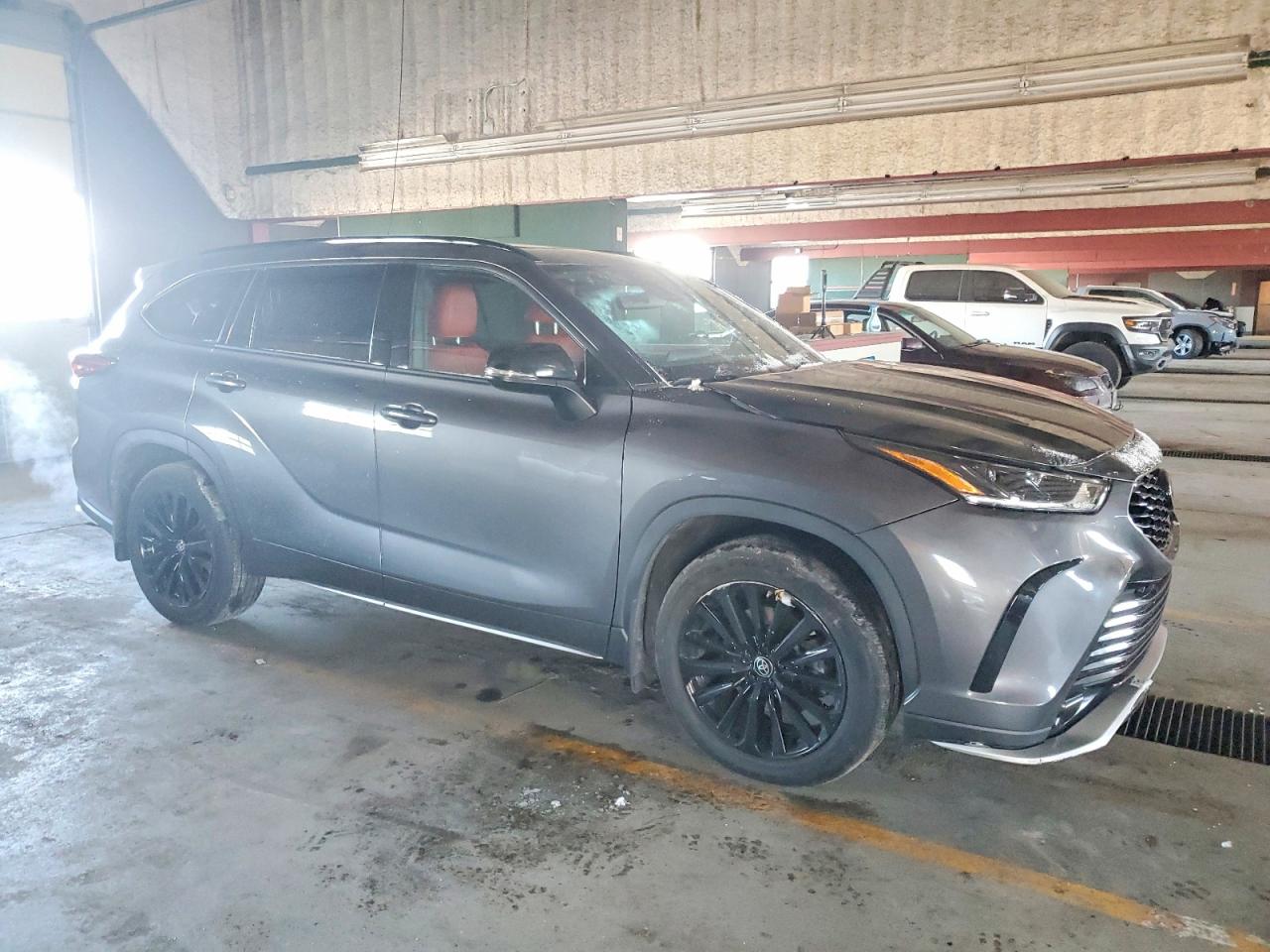 2023 TOYOTA HIGHLANDER XSE photo 4