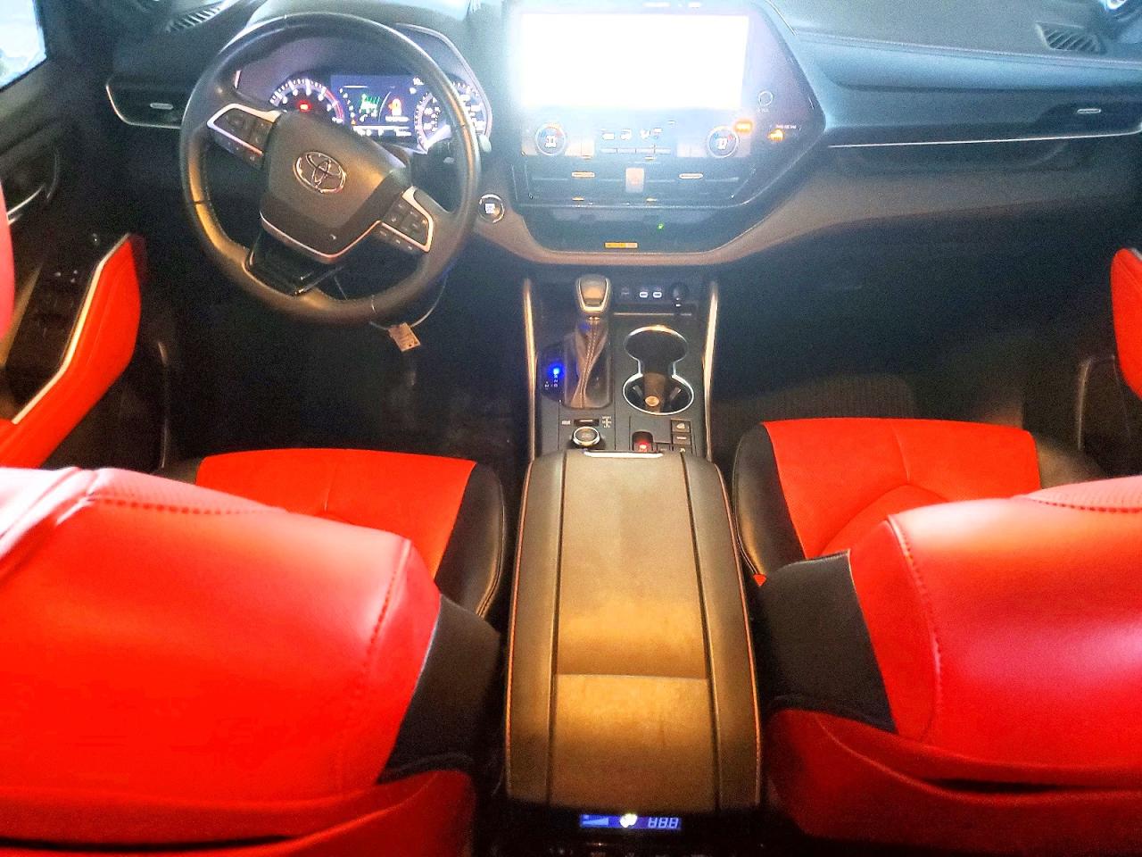 2023 TOYOTA HIGHLANDER XSE photo 8
