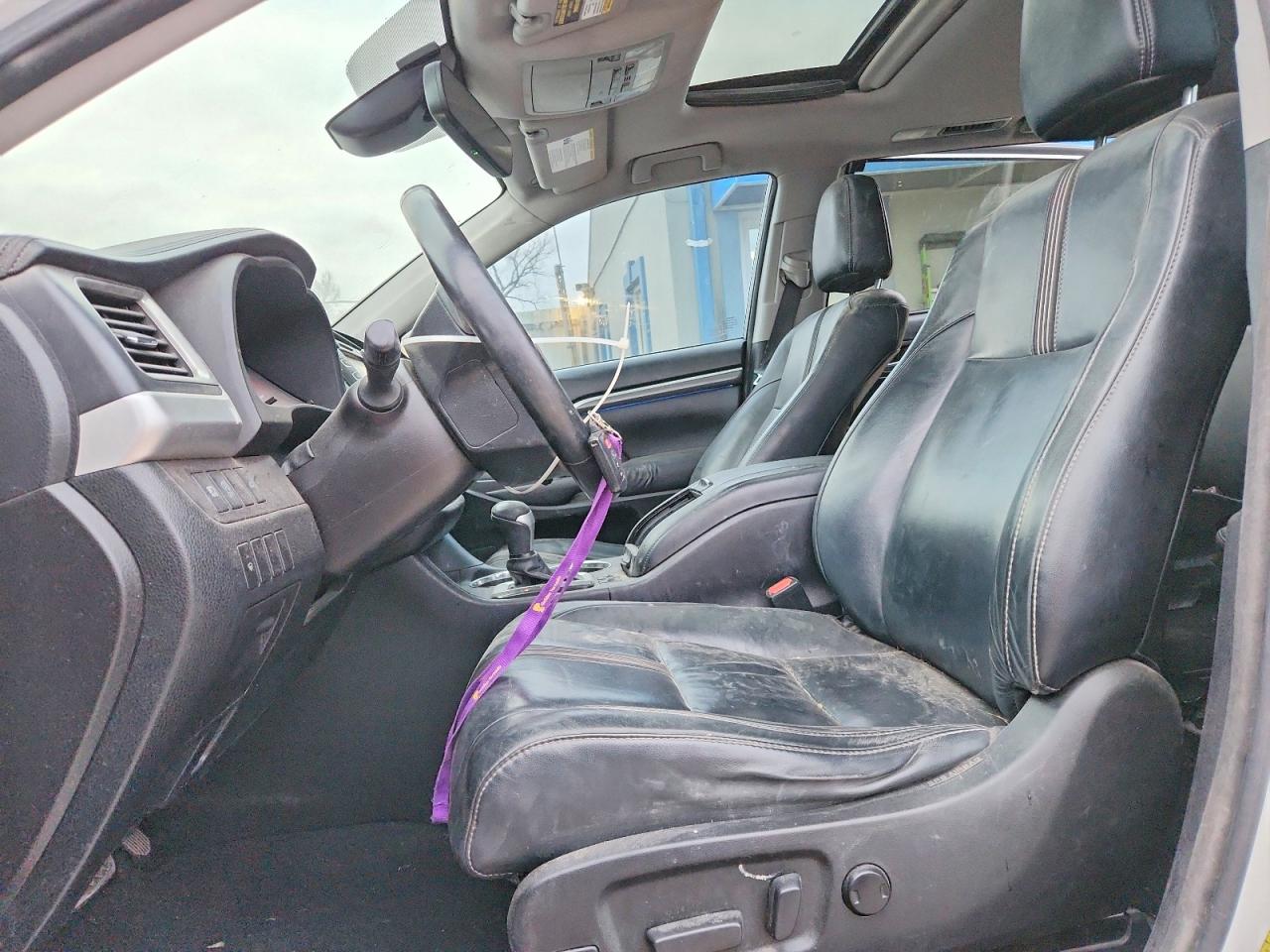 2017 TOYOTA HIGHLANDER photo 7