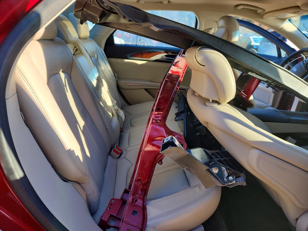 2016 LINCOLN MKZ photo 10