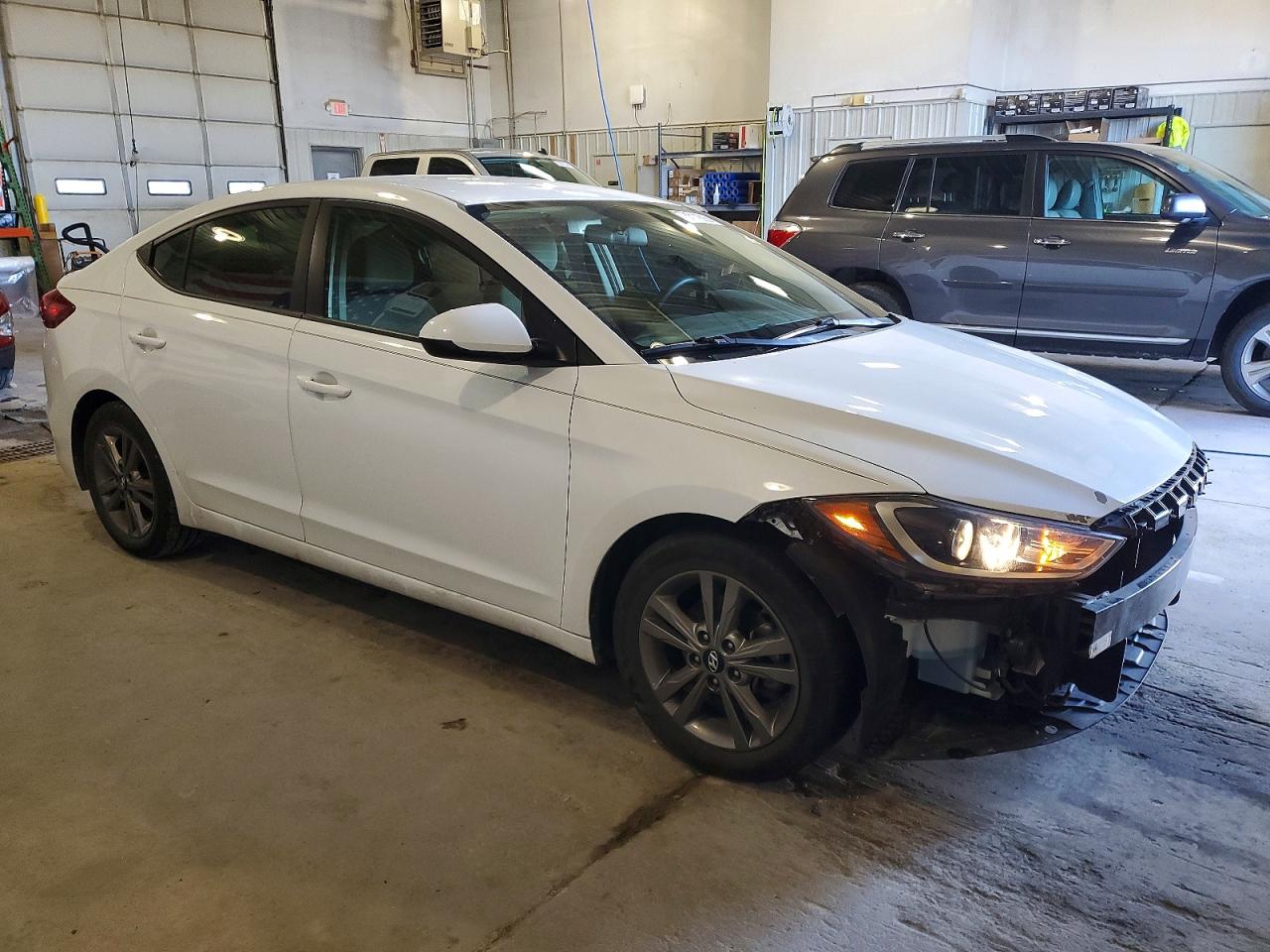 2017 HYUNDAI ELANTRA SE photo 7