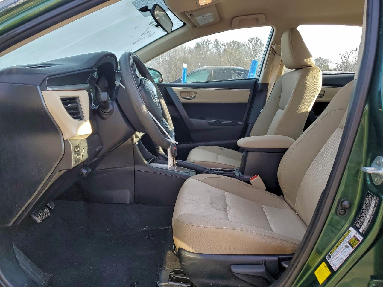 2014 TOYOTA COROLLA L photo 13