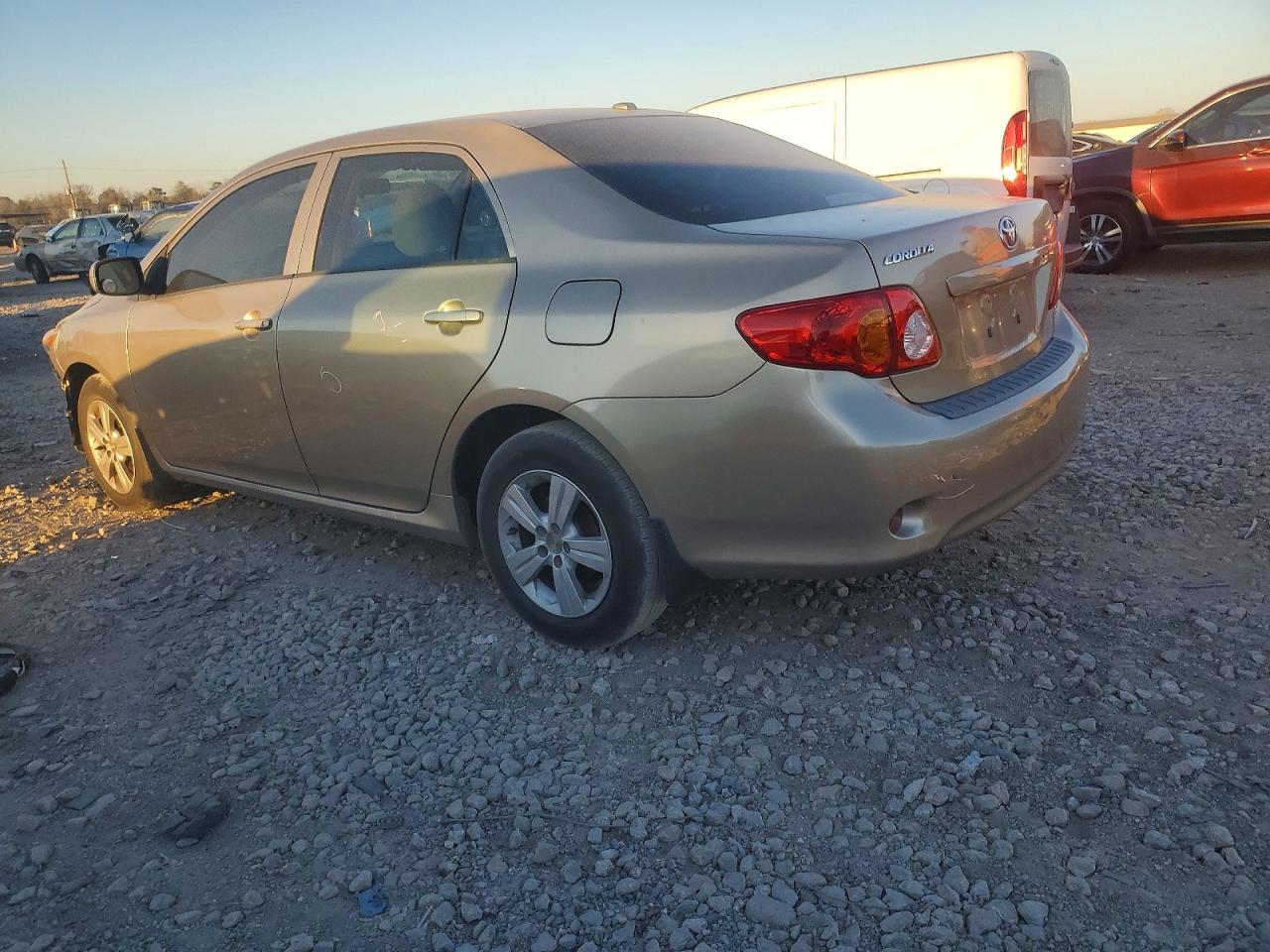 2010 TOYOTA COROLLA BASE photo 3