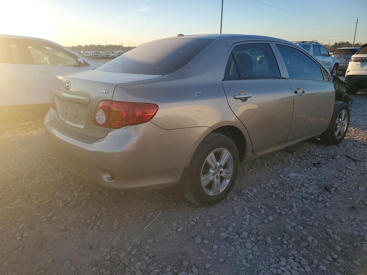 2010 TOYOTA COROLLA BASE photo 5