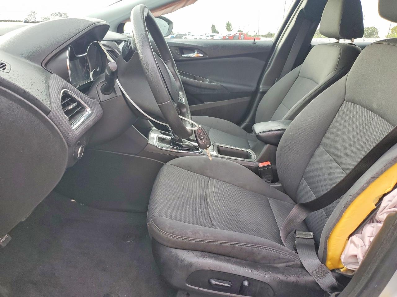 2019 CHEVROLET CRUZE LT photo 7