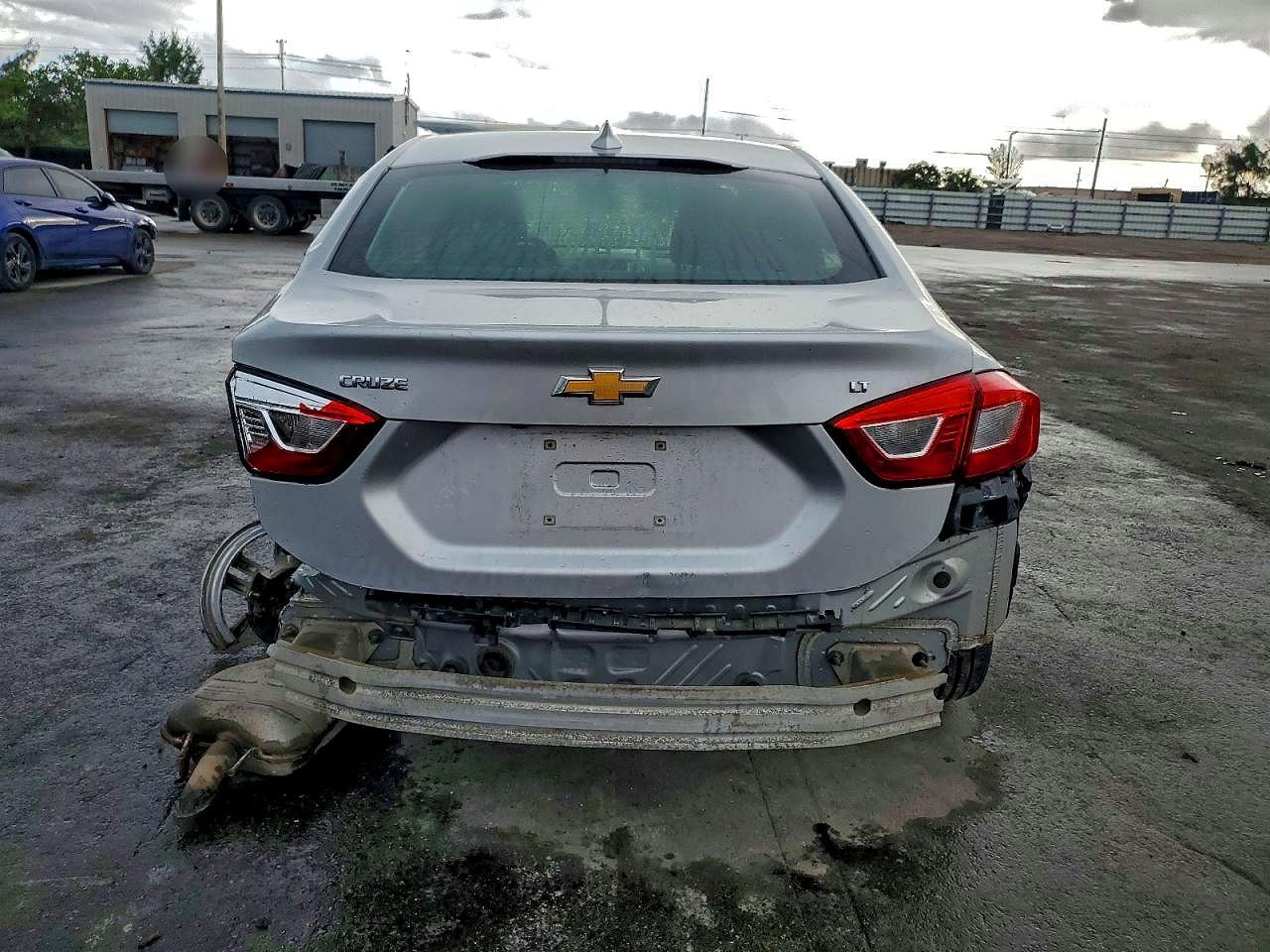 2019 CHEVROLET CRUZE LT photo 6