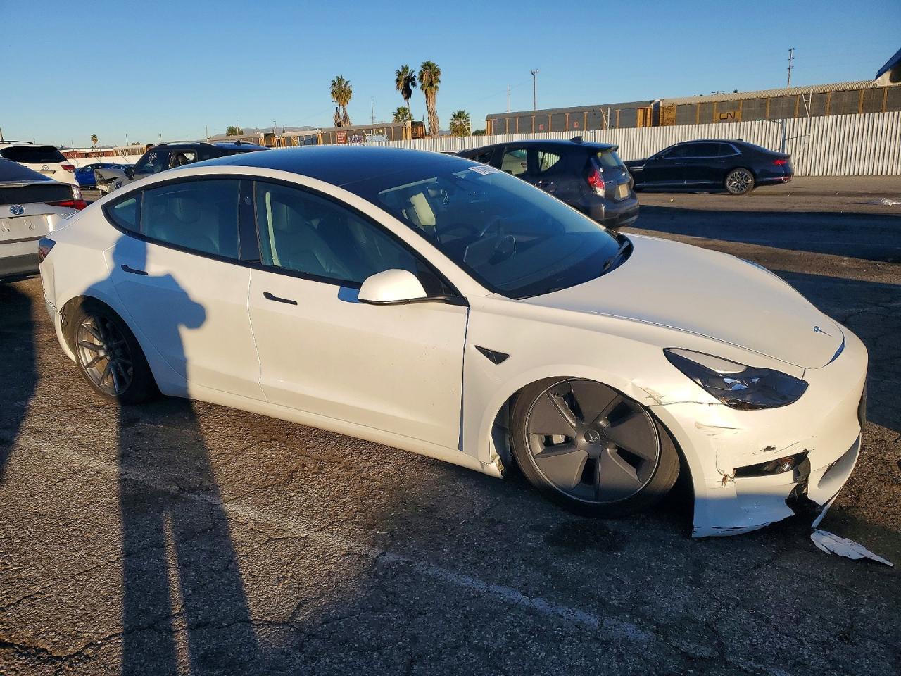2023 TESLA MODEL 3 photo 4