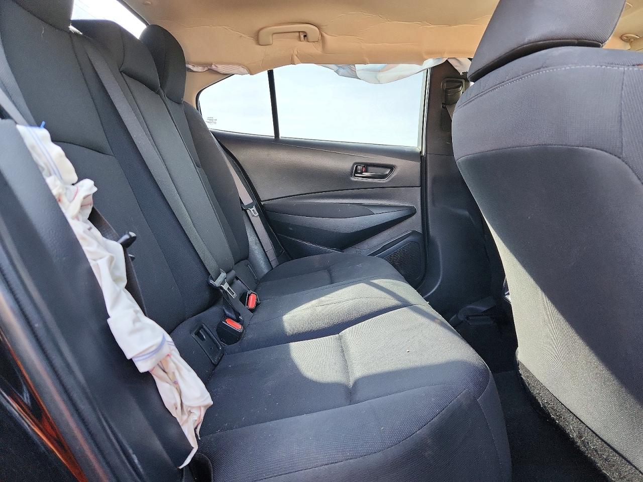 2023 TOYOTA COROLLA LE photo 10