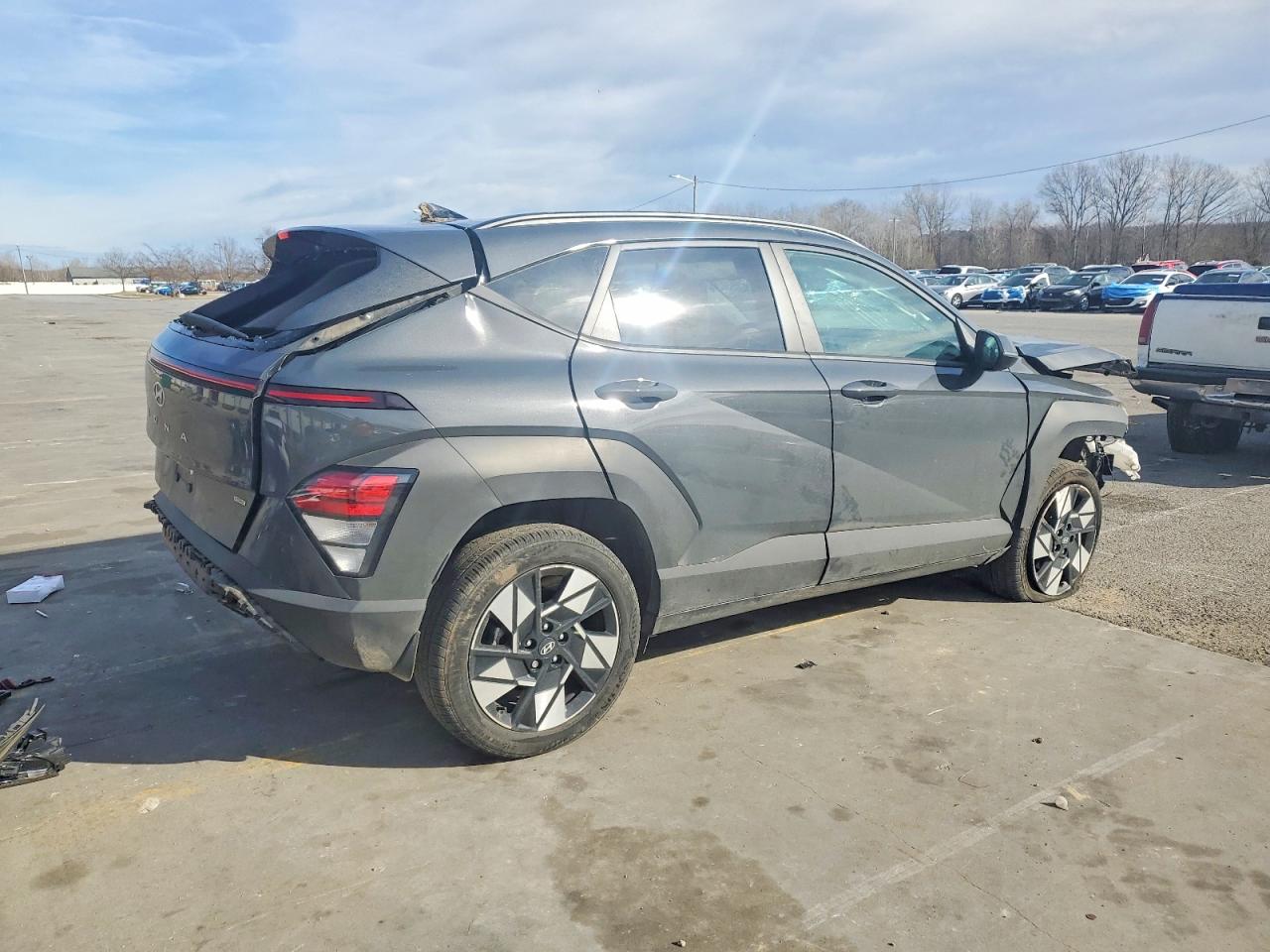 2024 HYUNDAI KONA SEL photo 3