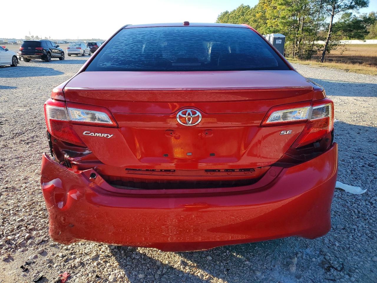 2013 TOYOTA CAMRY photo 11