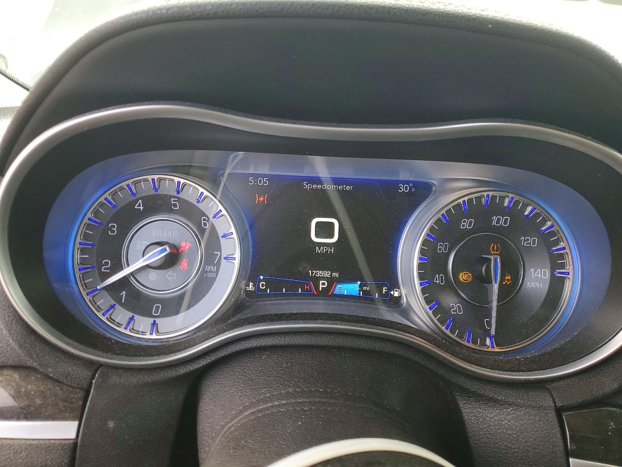 2018 CHRYSLER 300 LIMITED photo 9