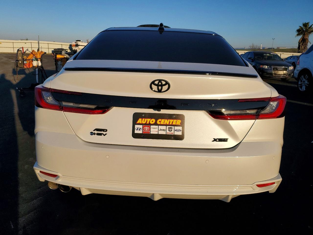 2025 TOYOTA CAMRY XSE photo 6