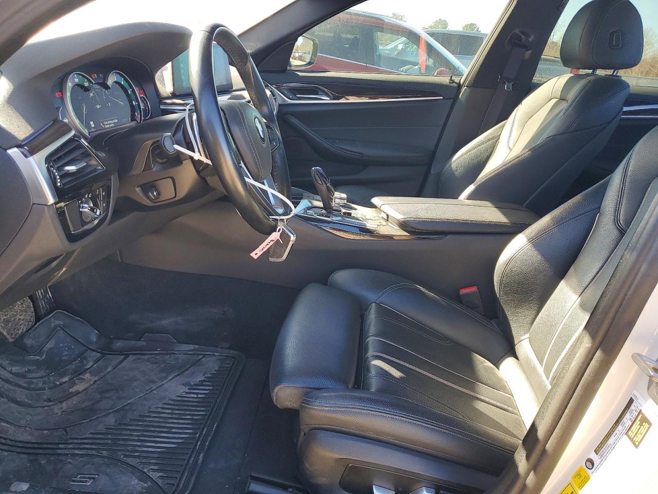 2019 BMW 530 I photo 19