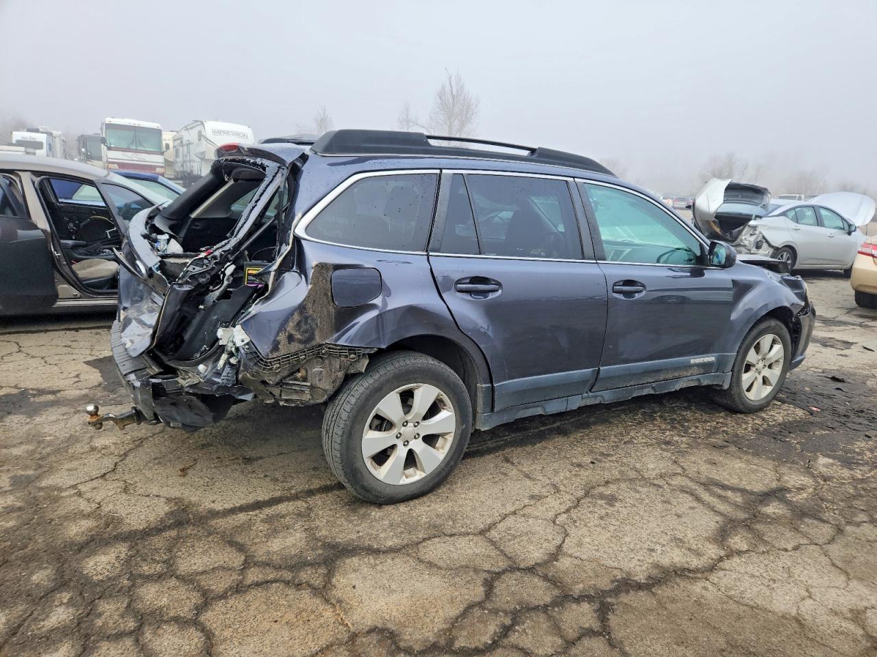 2011 SUBARU OUTBACK 2.5I PREMIUM photo 3