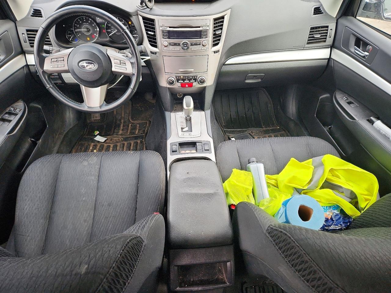 2011 SUBARU OUTBACK 2.5I PREMIUM photo 8