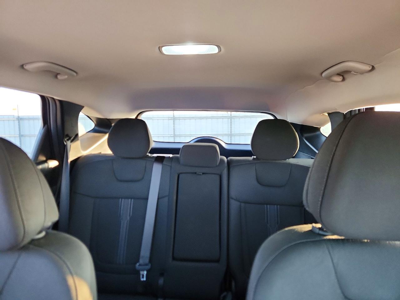 2025 HYUNDAI TUCSON SEL photo 19