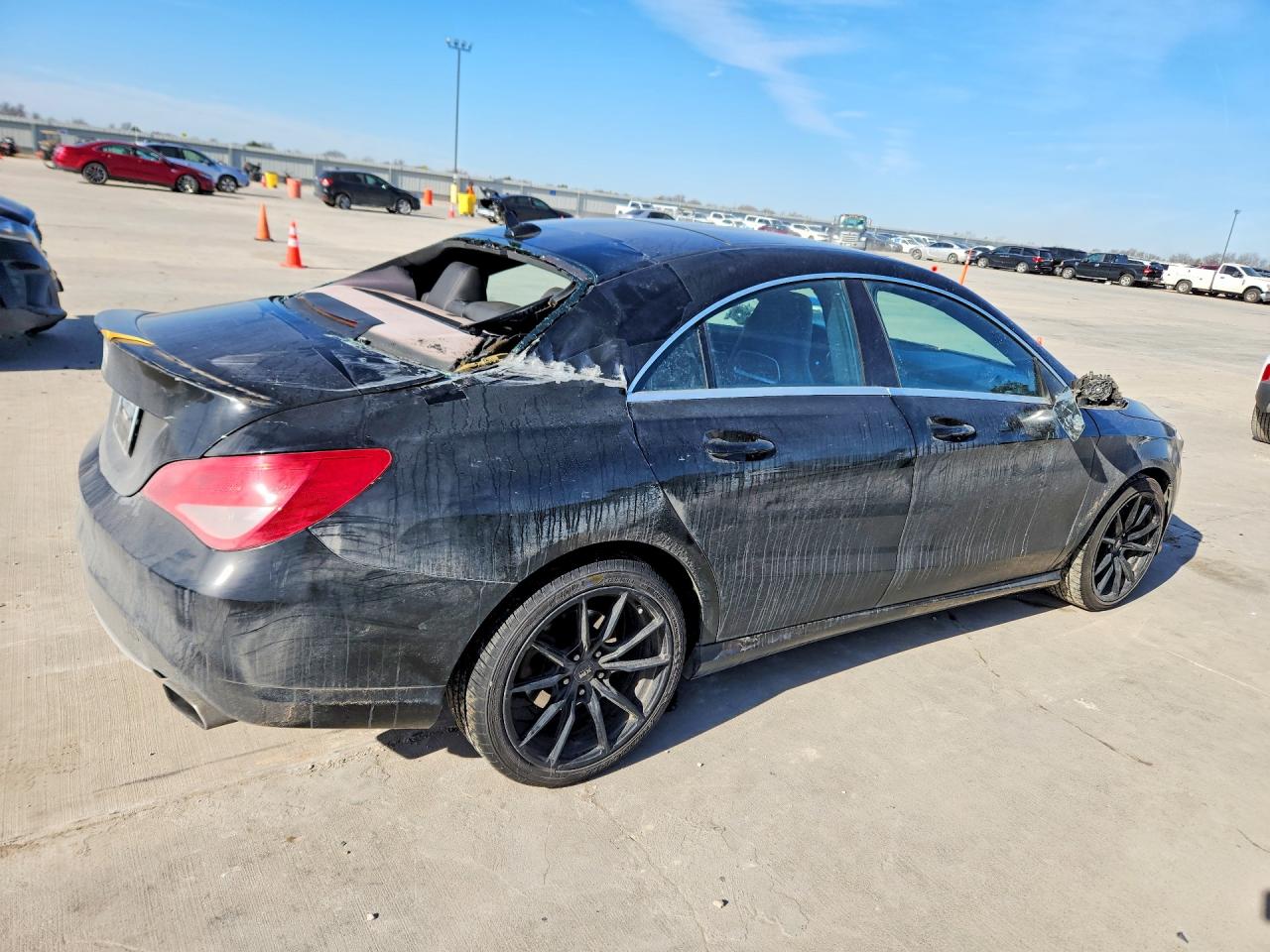 2016 MERCEDES-BENZ CLA 250 photo 5