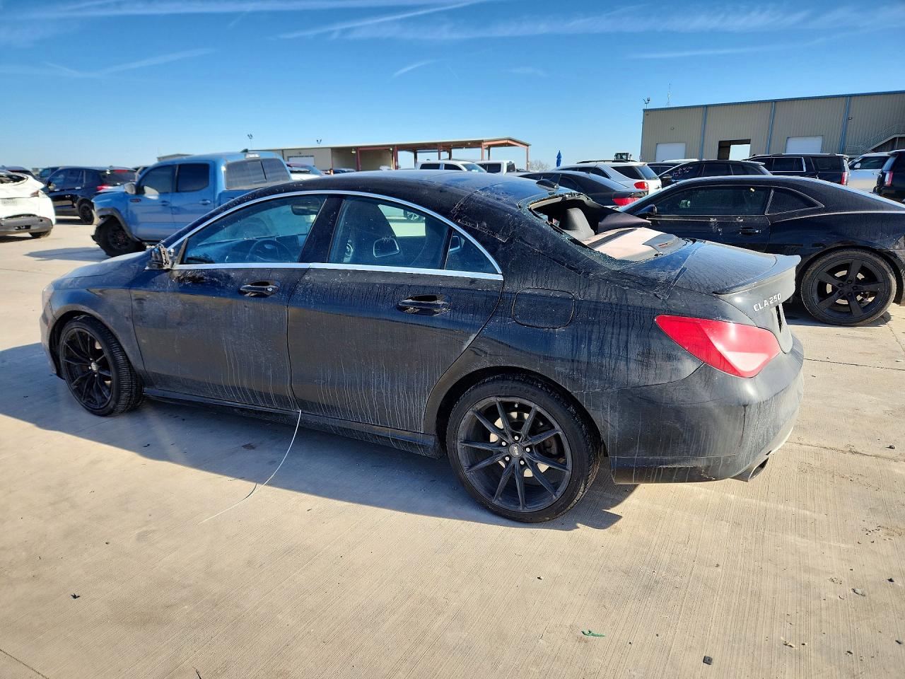 2016 MERCEDES-BENZ CLA 250 photo 3