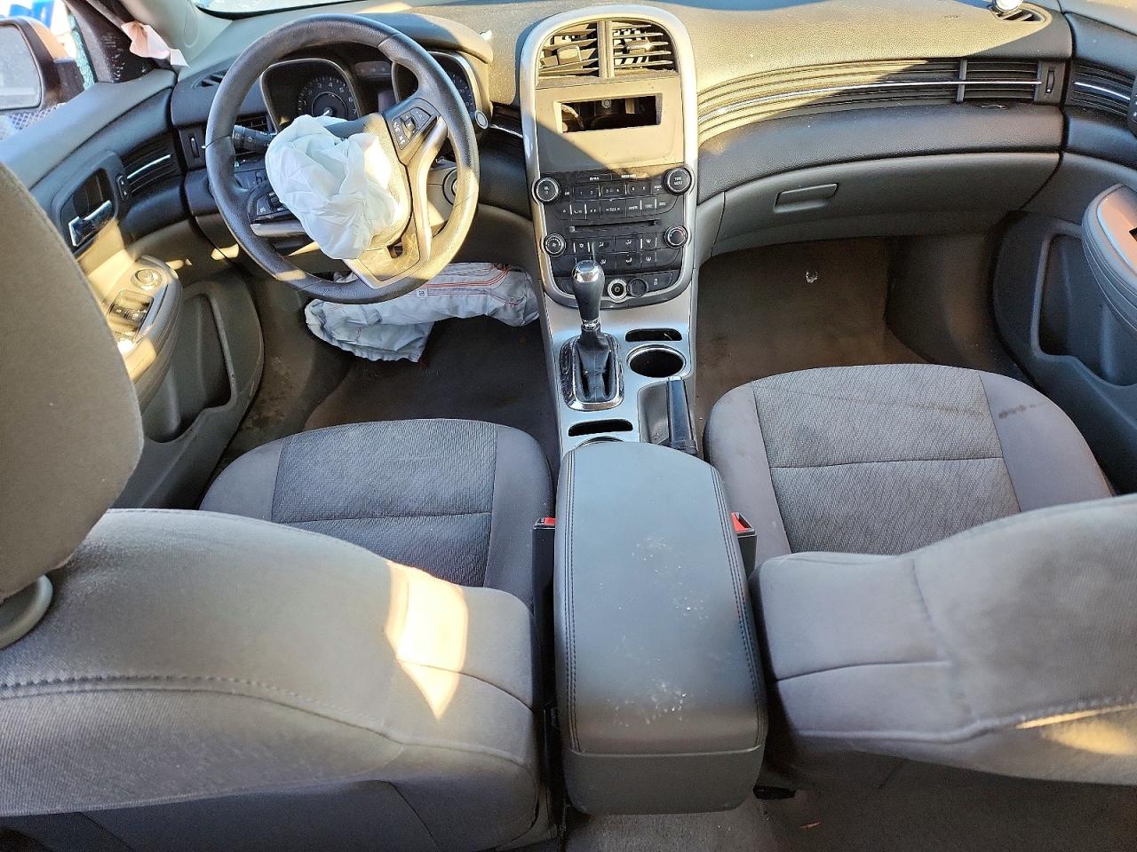 2014 CHEVROLET MALIBU LS photo 8