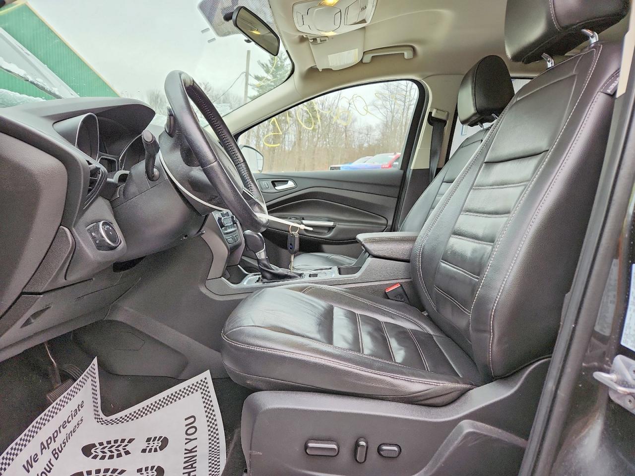 2017 FORD ESCAPE SE photo 7