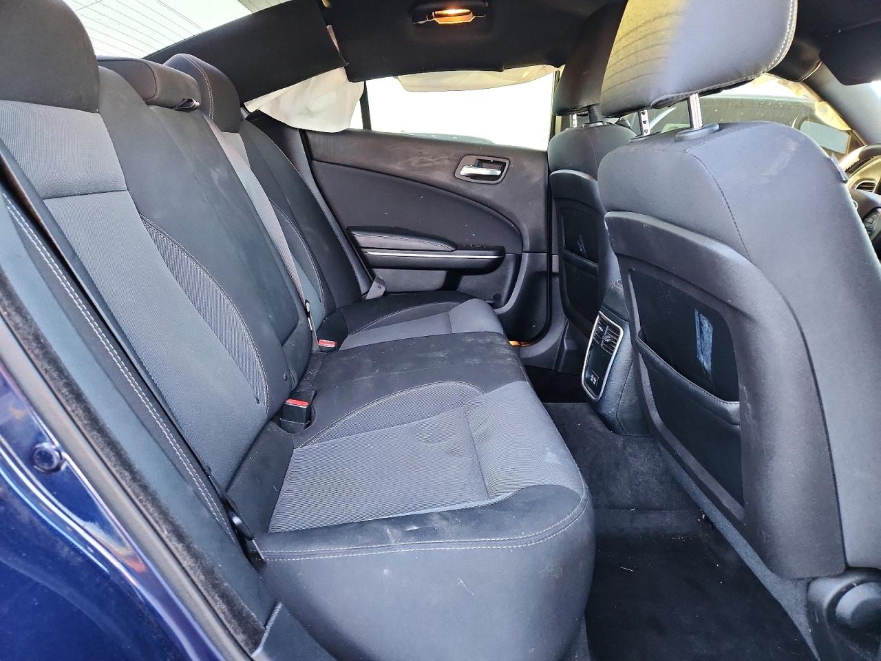 2015 DODGE CHARGER SE photo 10