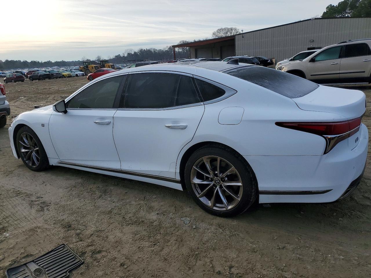 2018 LEXUS LS 500 BASE photo 3