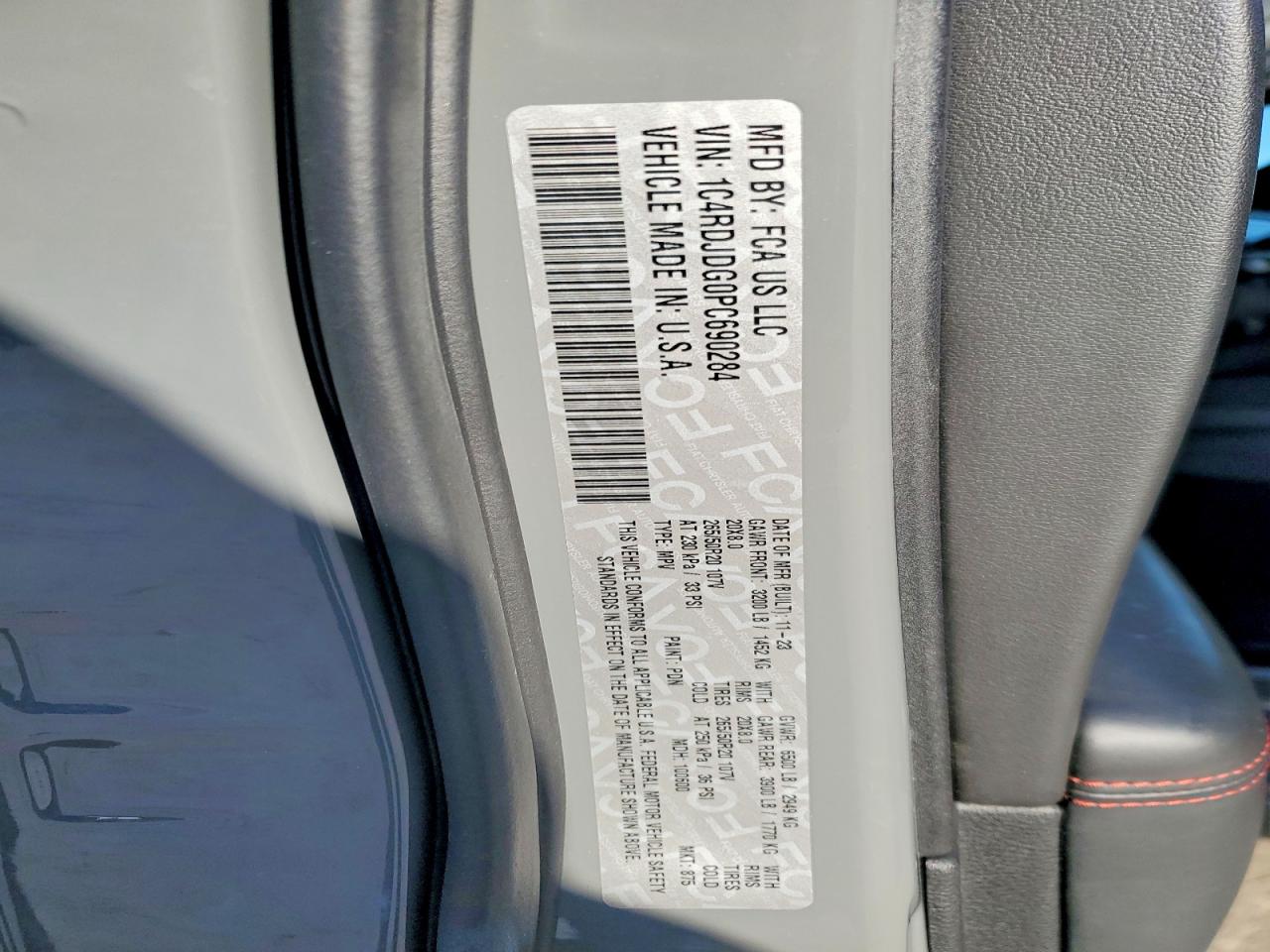2023 DODGE DURANGO GT photo 25