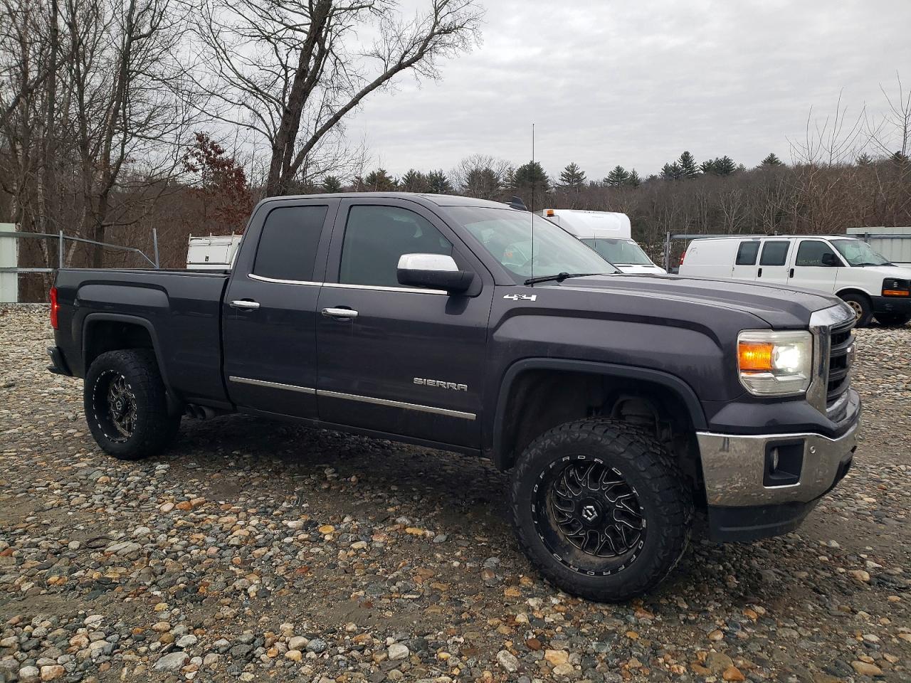 2015 GMC SIERRA K1500 SLT photo 4