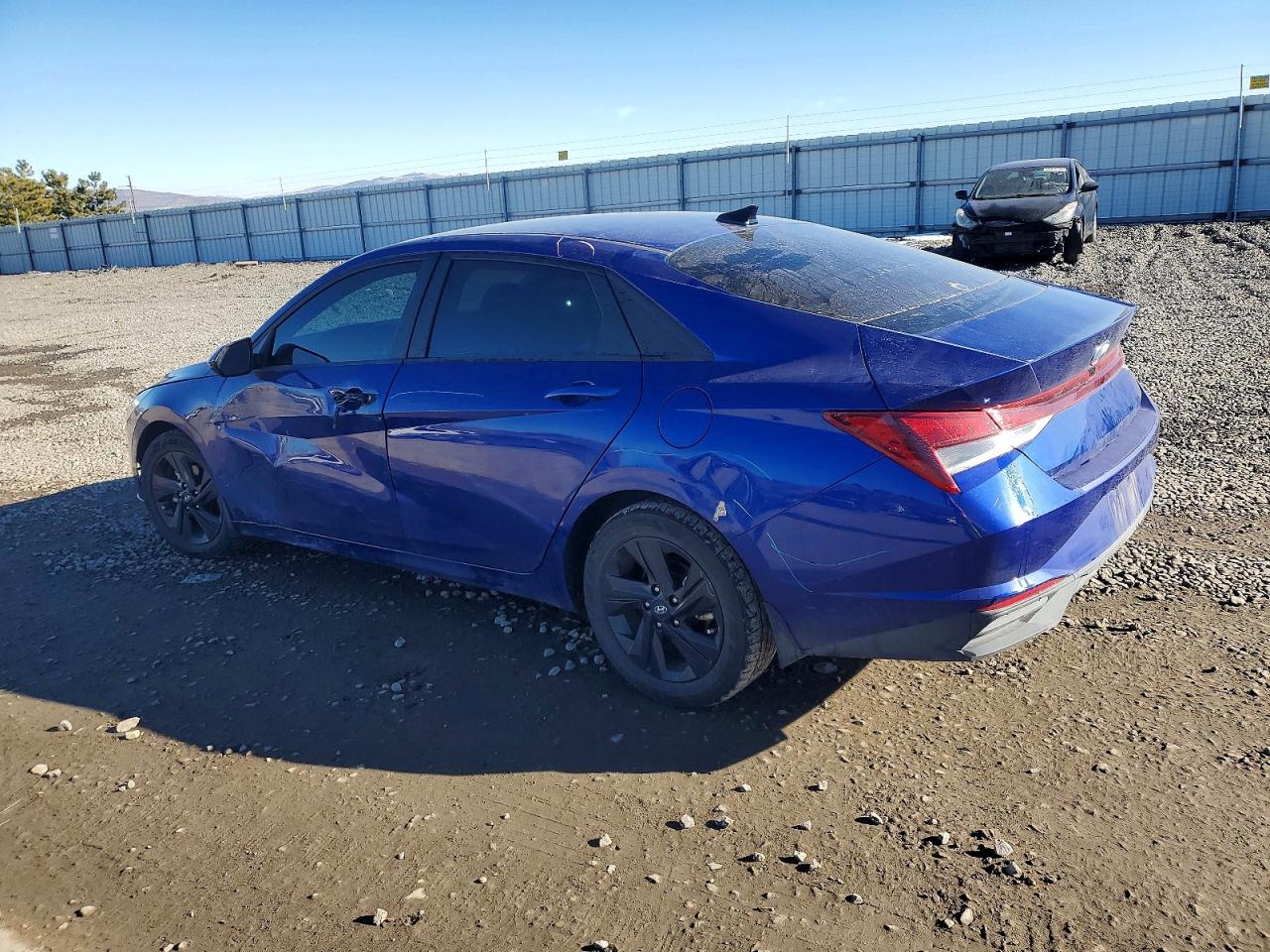 2023 HYUNDAI ELANTRA SEL photo 3