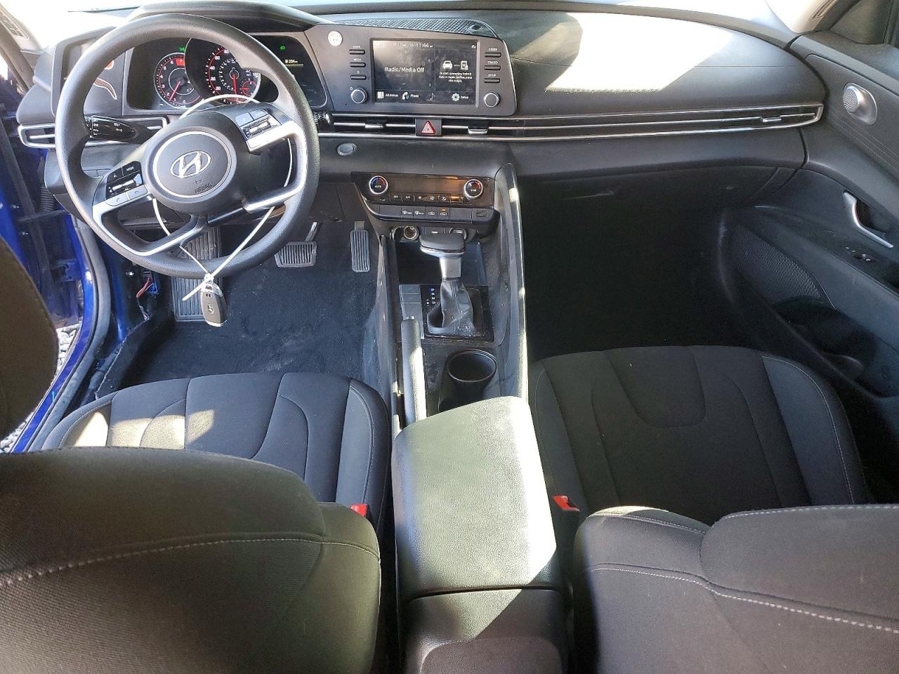 2023 HYUNDAI ELANTRA SEL photo 15