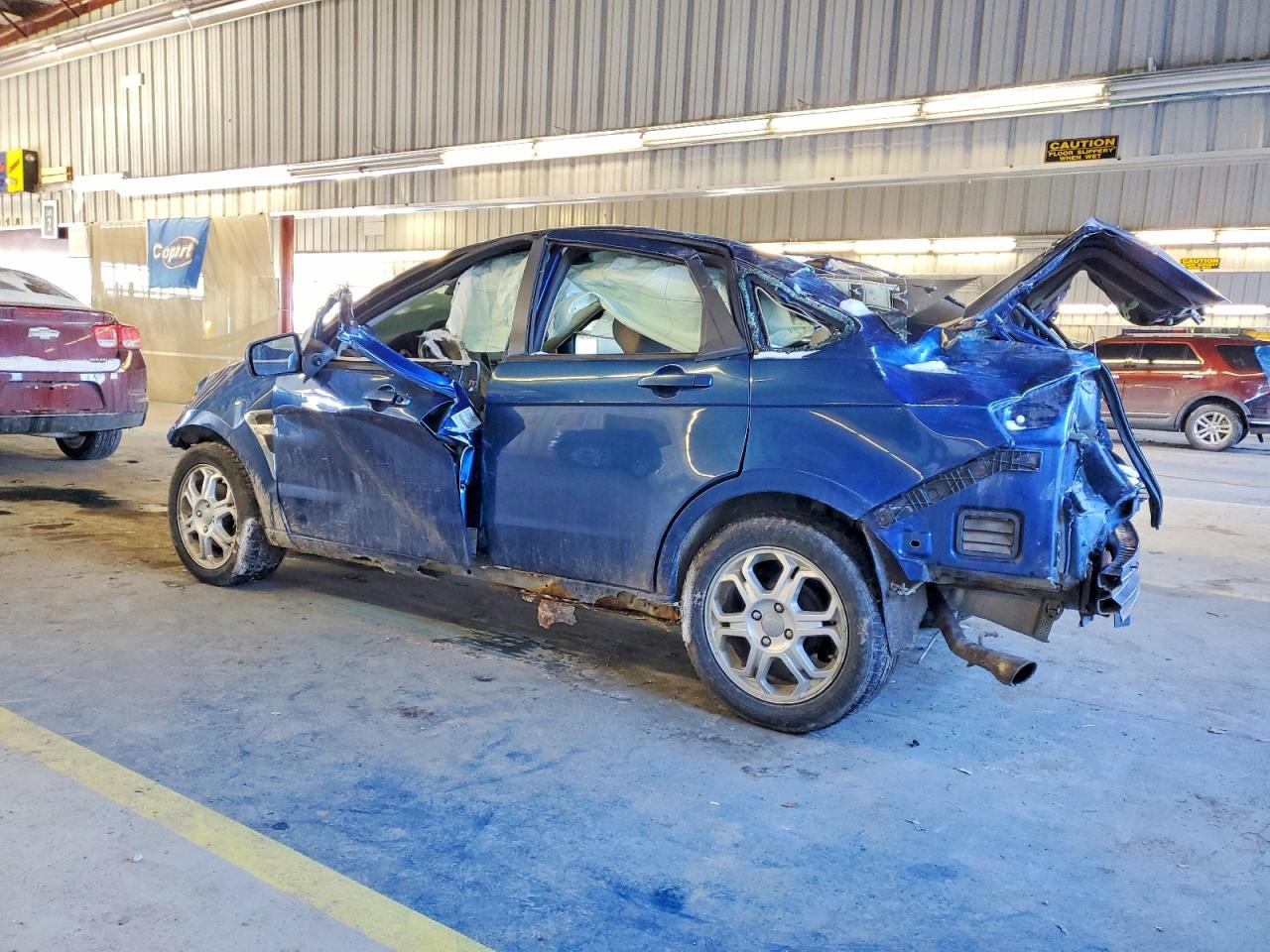 2008 FORD FOCUS SE photo 2