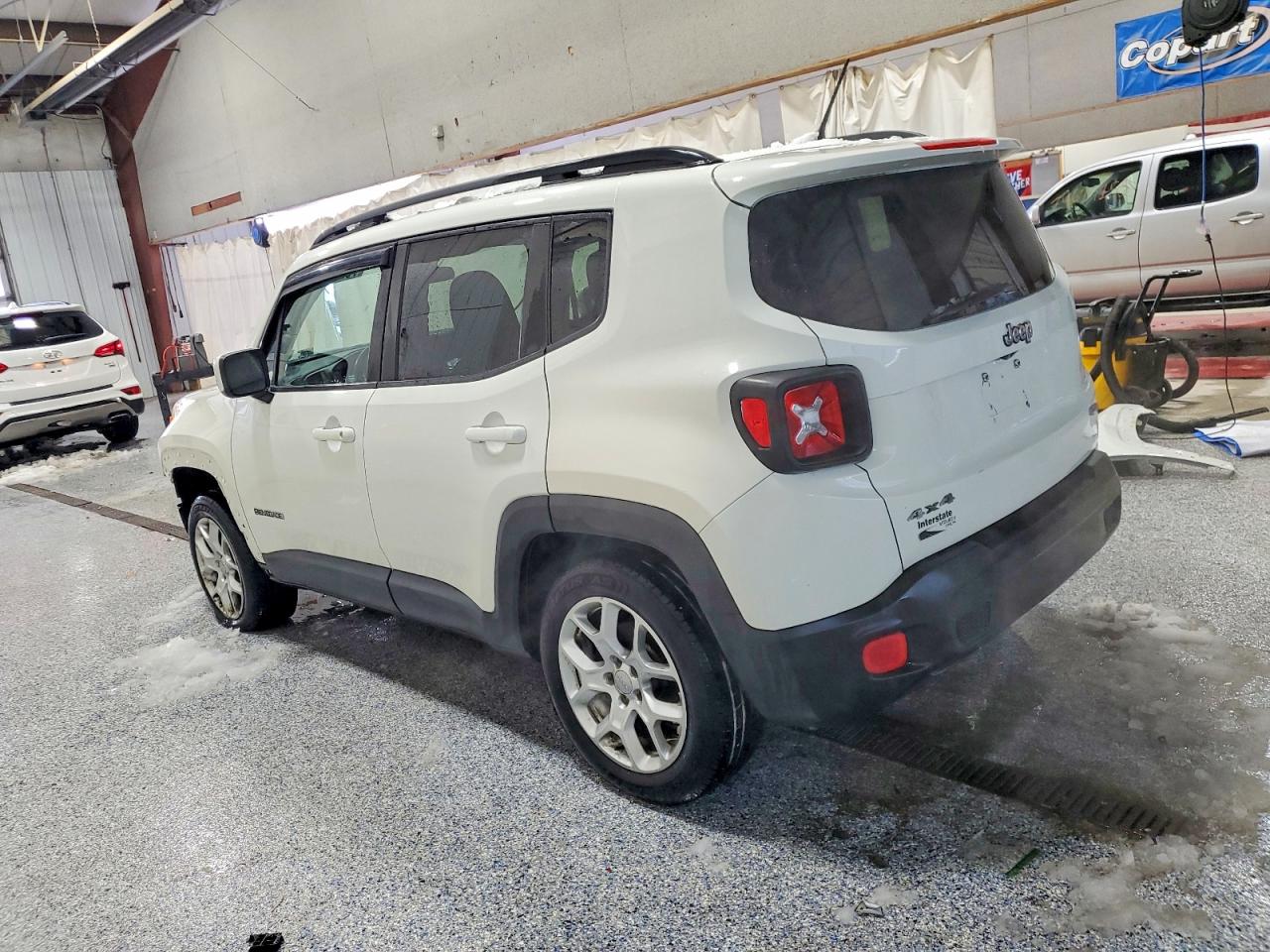 2015 JEEP RENEGADE LATITUDE photo 2