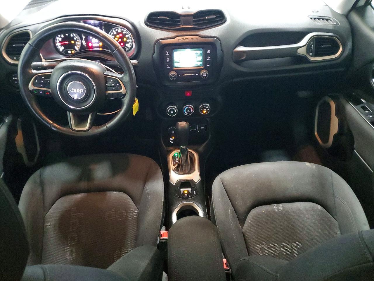 2015 JEEP RENEGADE LATITUDE photo 8
