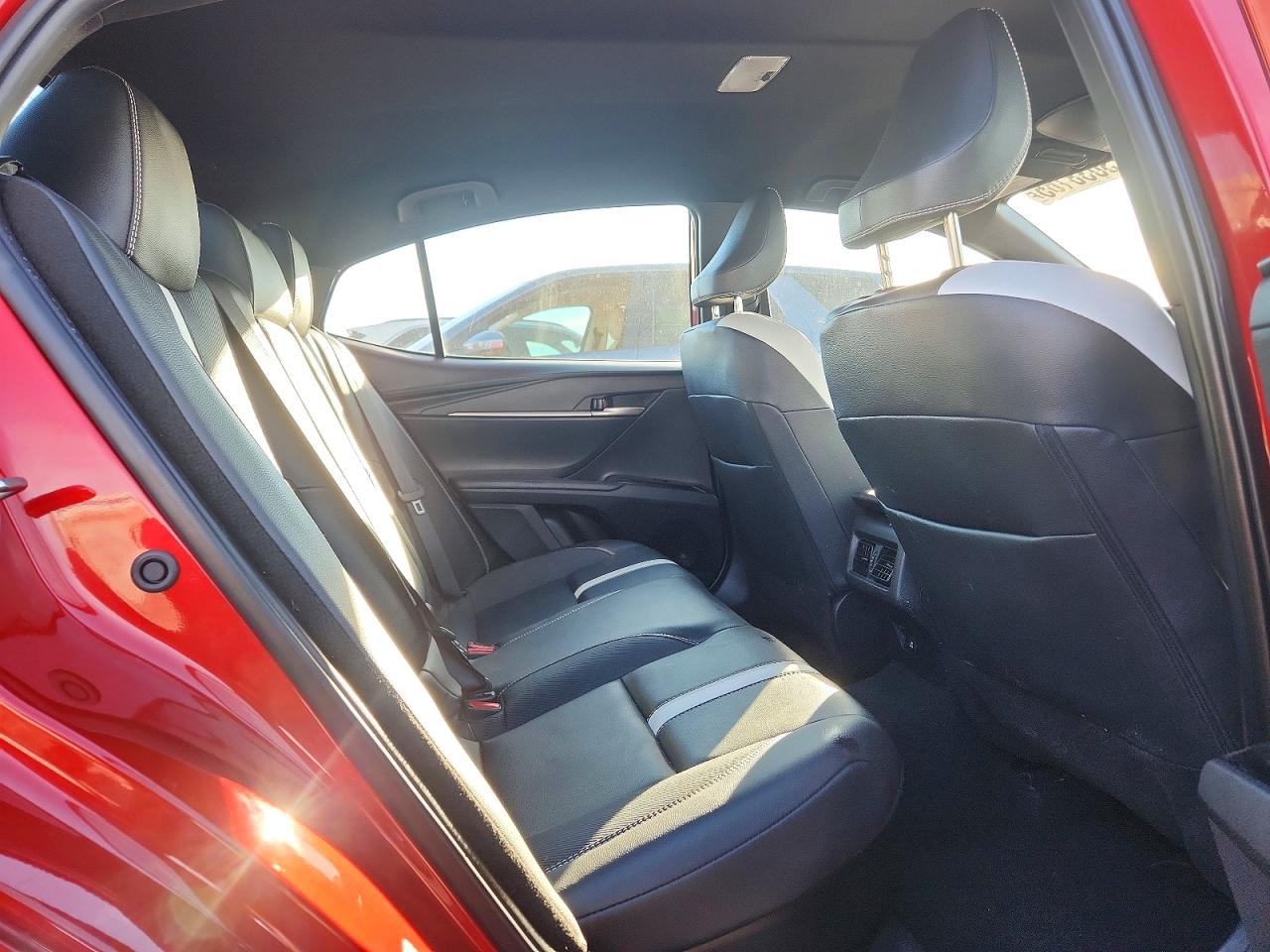 2025 TOYOTA CAMRY XSE photo 23