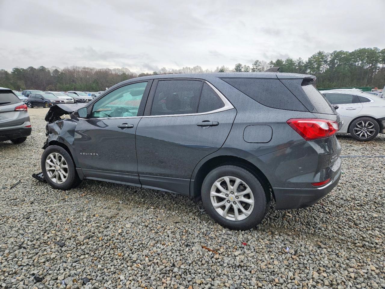 2021 CHEVROLET EQUINOX LT photo 2