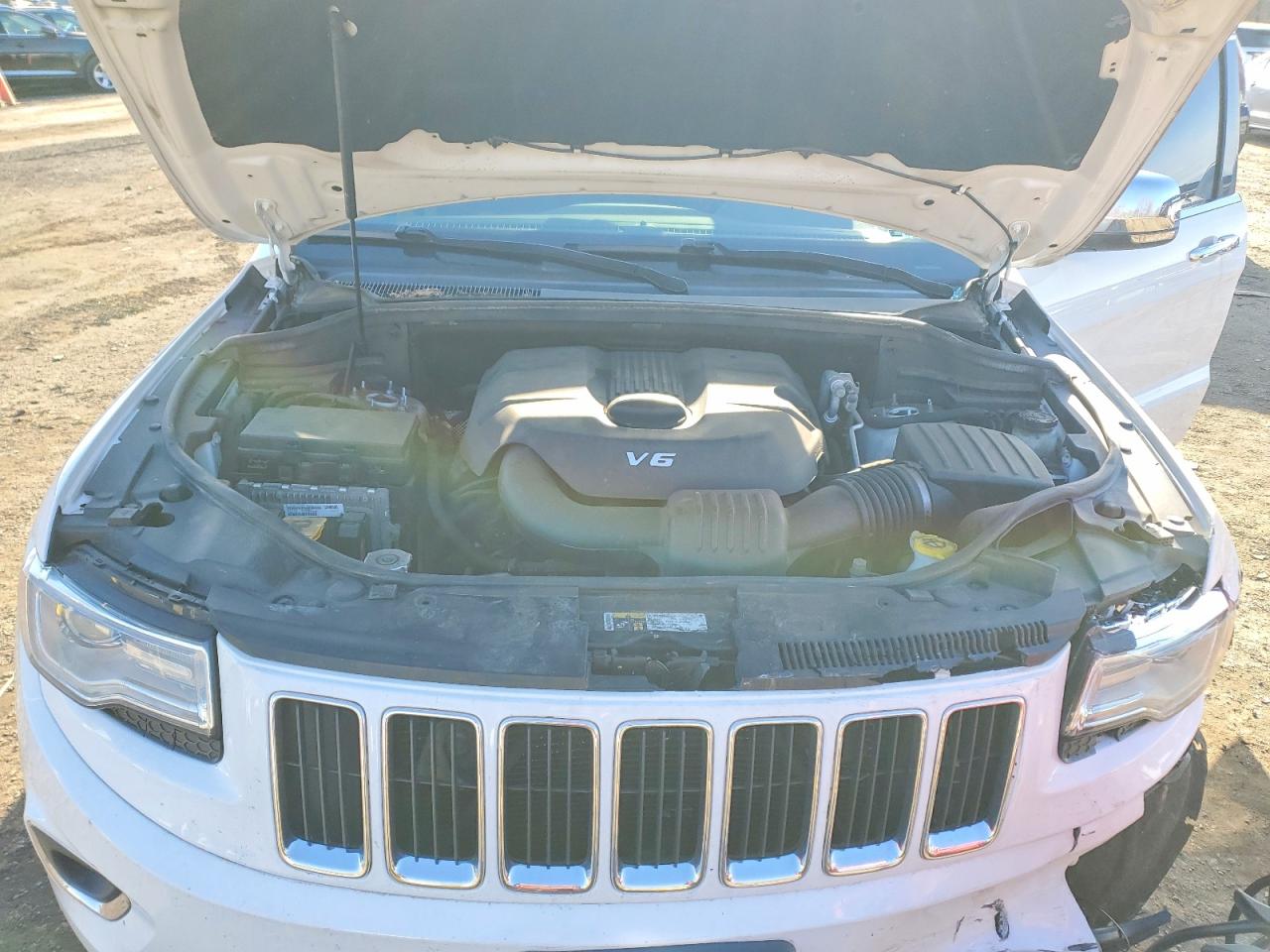 2015 JEEP GRAND CHEROKEE LIMITED photo 12
