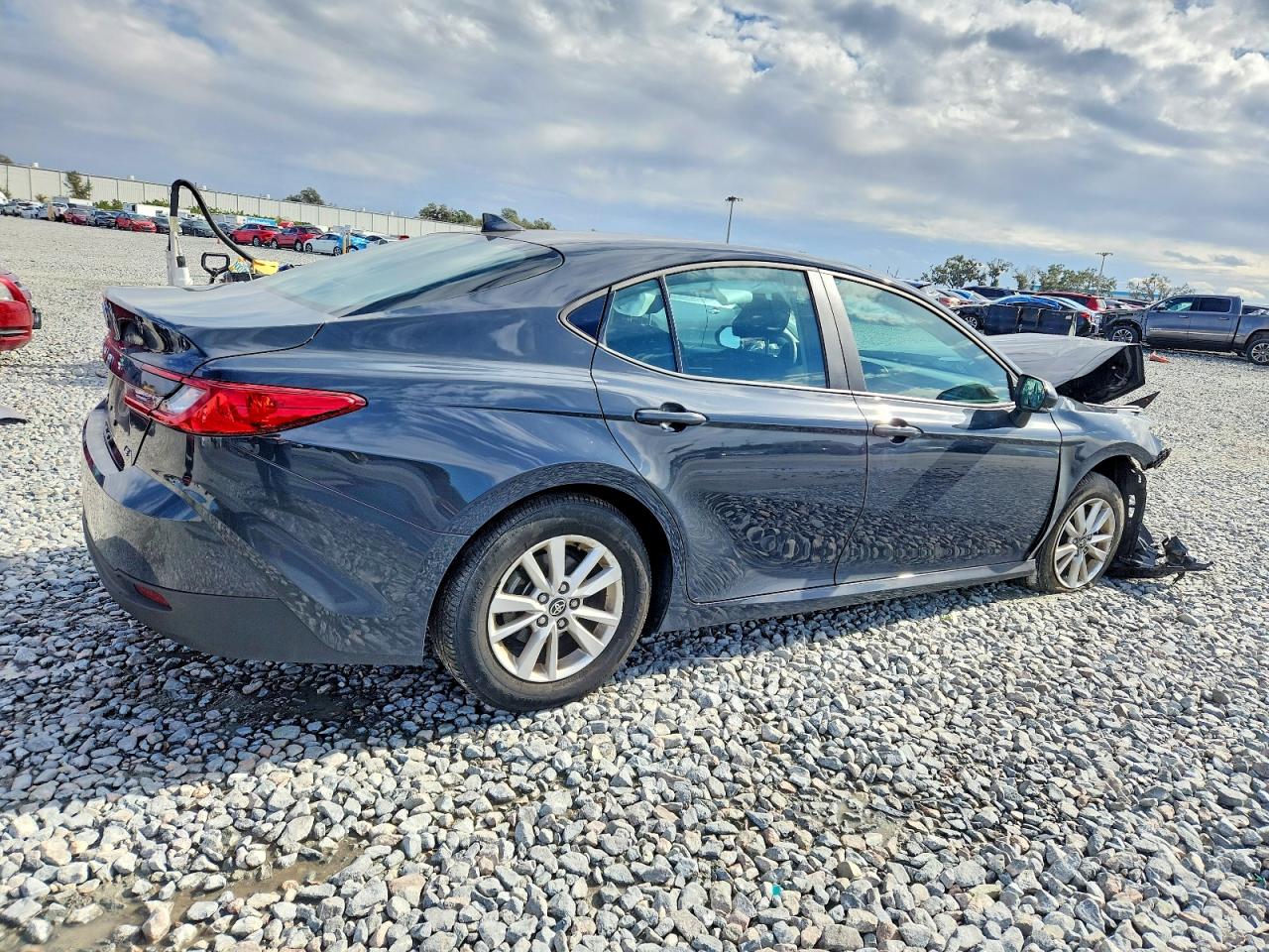 2025 TOYOTA CAMRY XSE photo 3