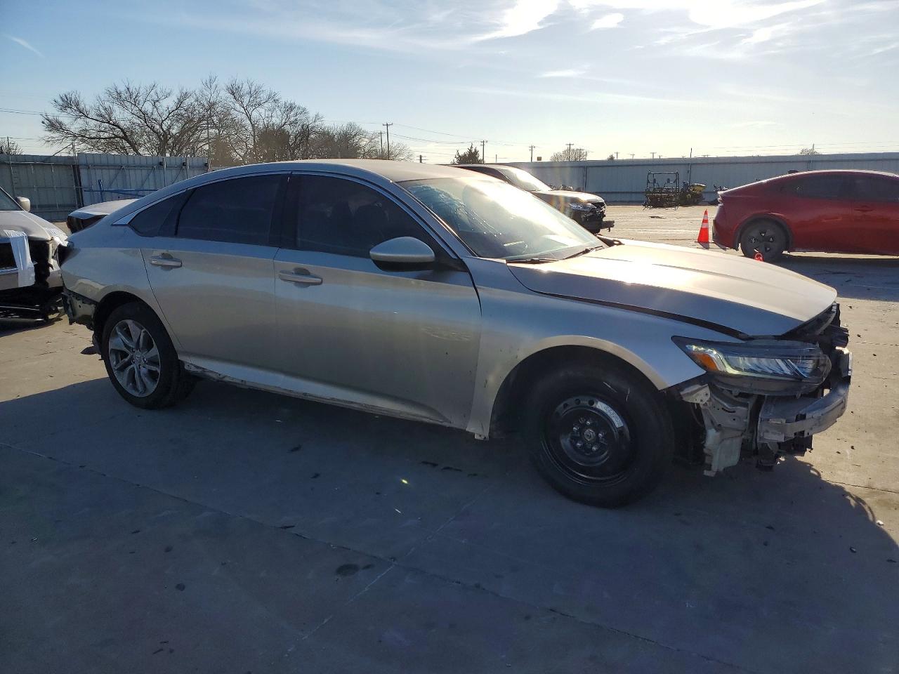 2020 HONDA ACCORD LX photo 7