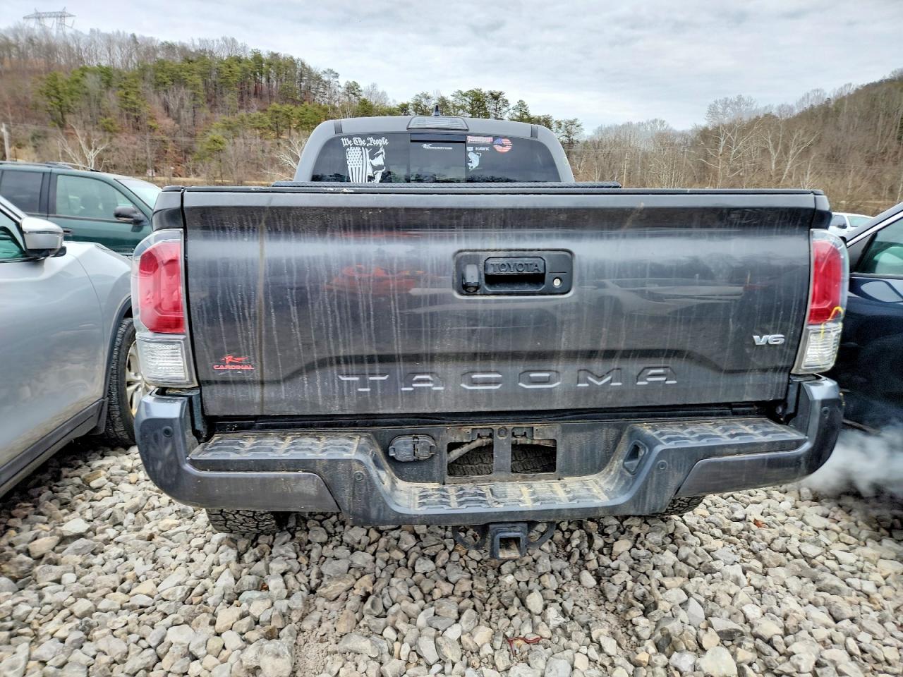 2017 TOYOTA TACOMA DOUBLE CAB photo 11