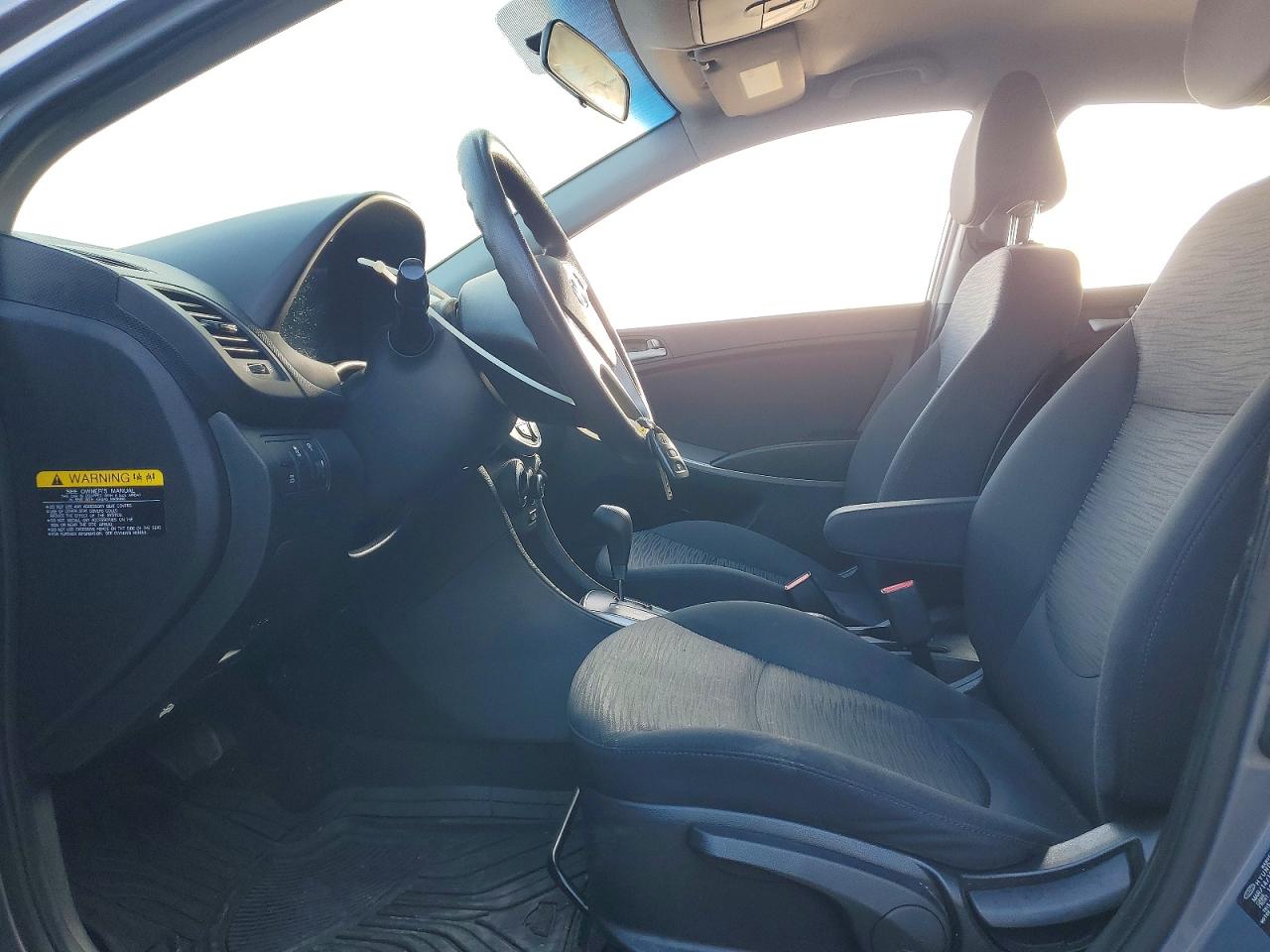 2016 HYUNDAI ACCENT SE photo 7