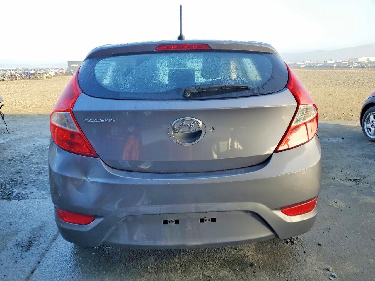 2016 HYUNDAI ACCENT SE photo 6